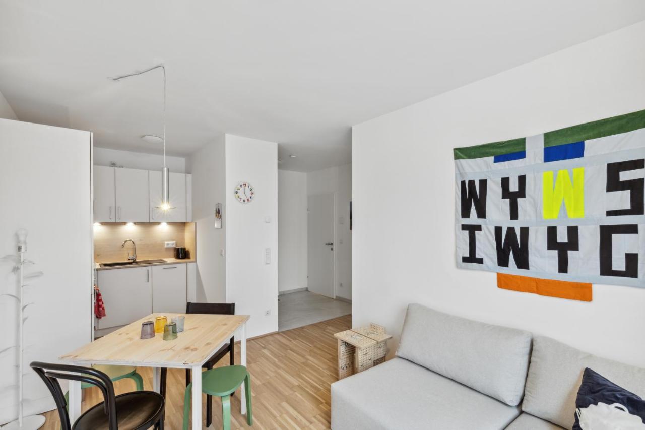 Ding Design Apartments In Brigittenau Vienna Exterior photo