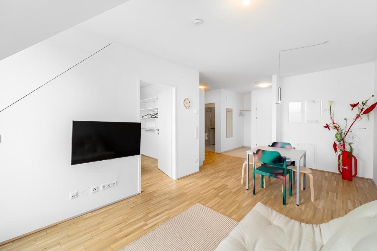 Ding Design Apartments In Brigittenau Vienna Exterior photo